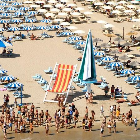 Jammin' Beach Hotel Rimini Extérieur photo