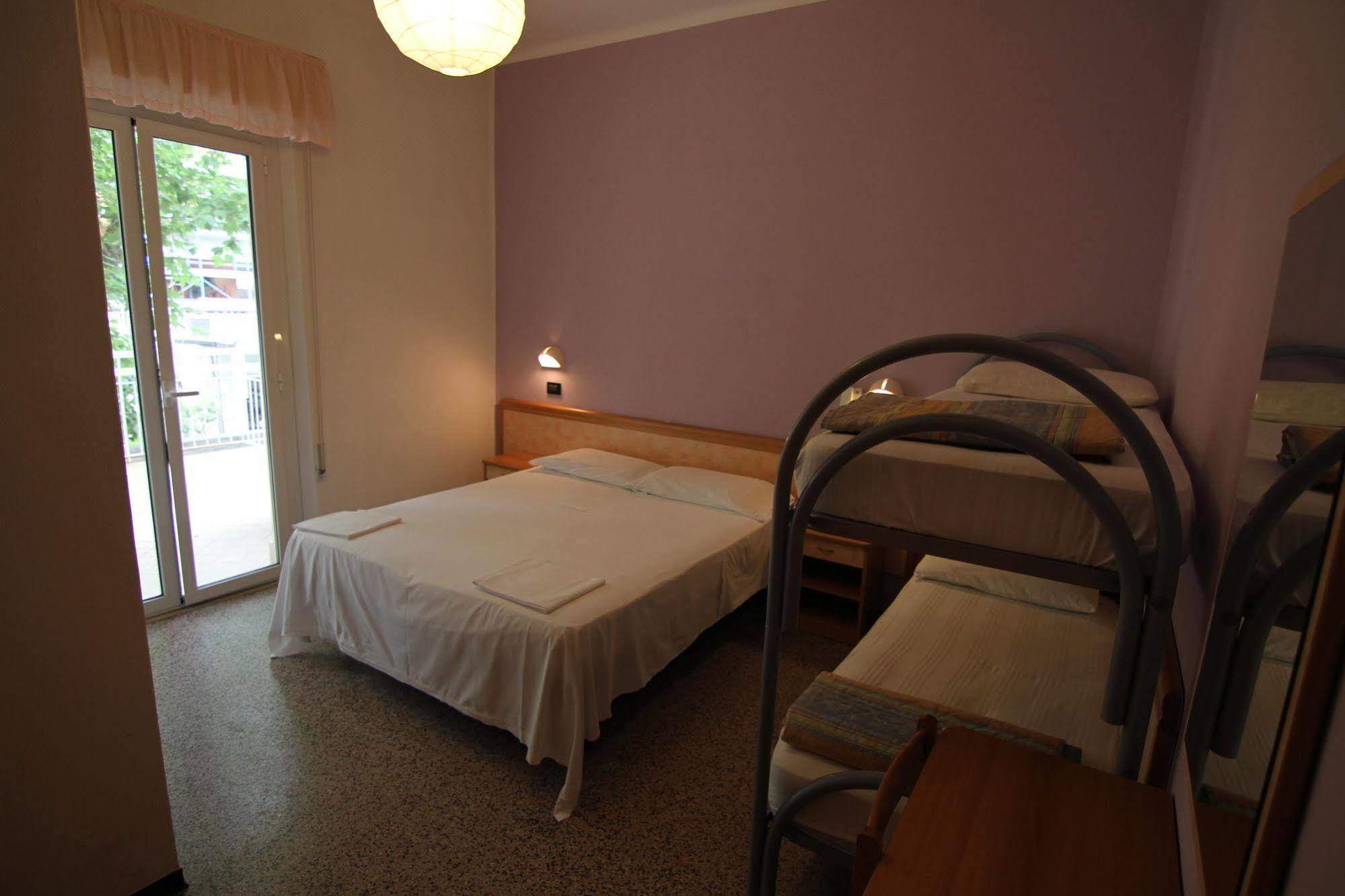 Jammin' Beach Hotel Rimini Extérieur photo