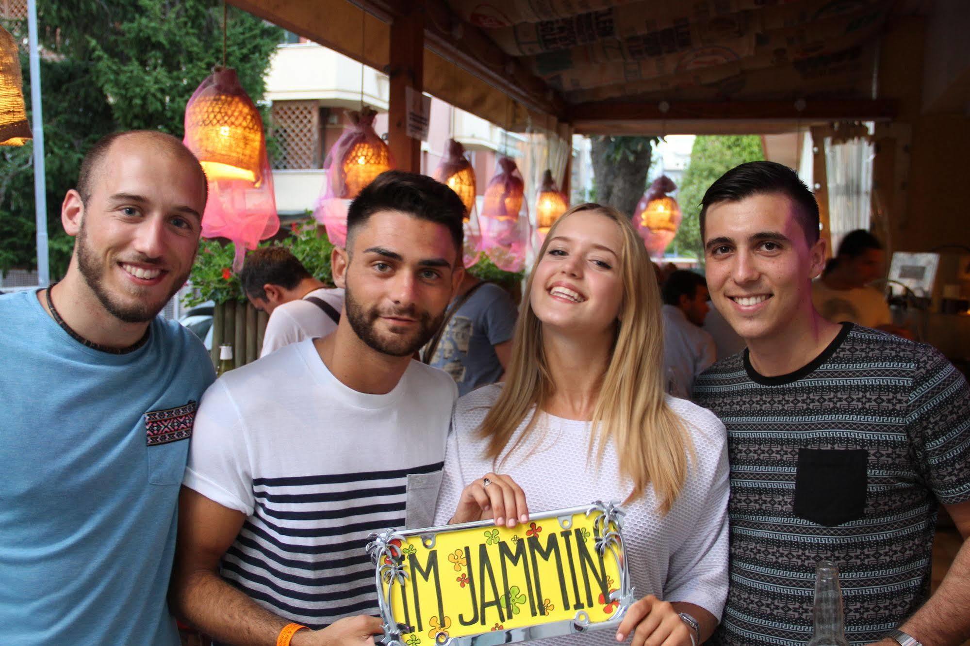 Jammin' Beach Hotel Rimini Extérieur photo