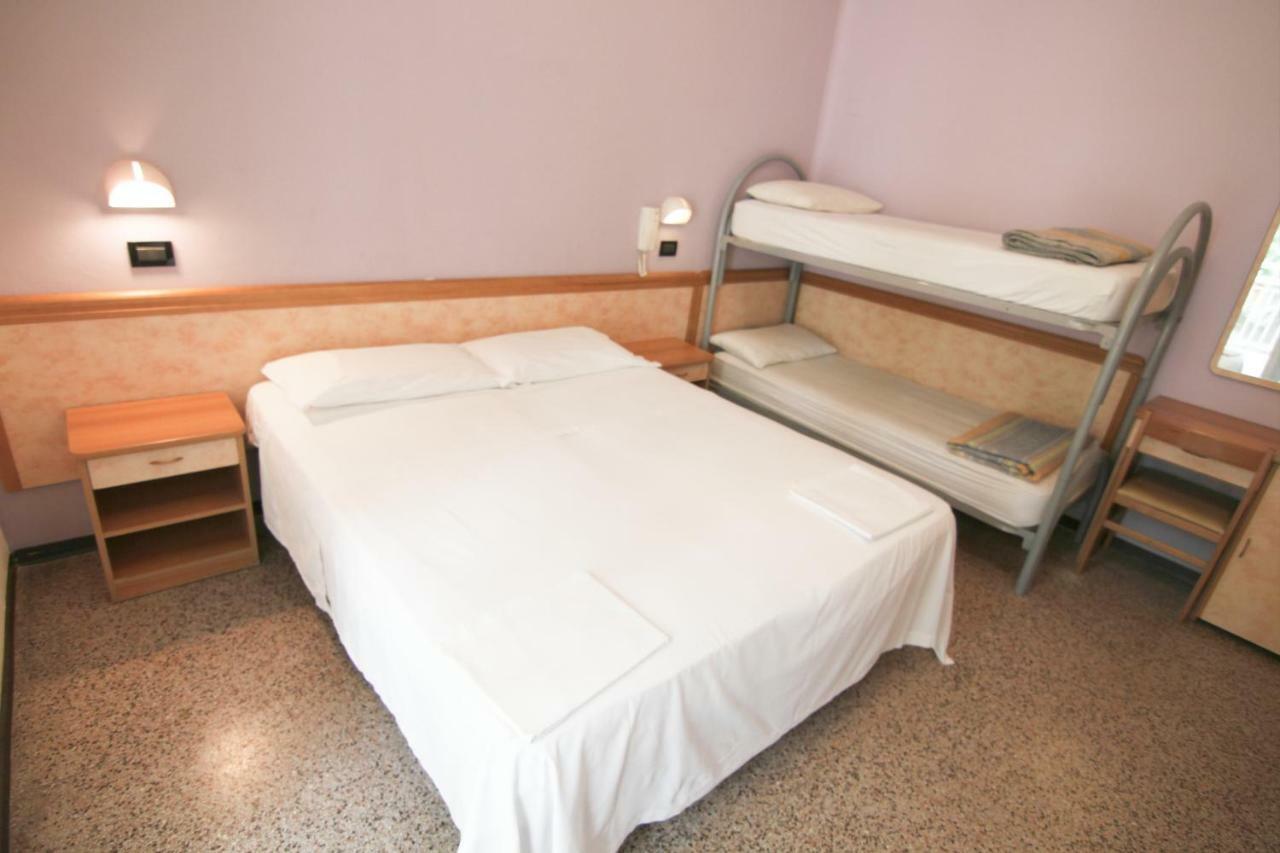 Jammin' Beach Hotel Rimini Extérieur photo